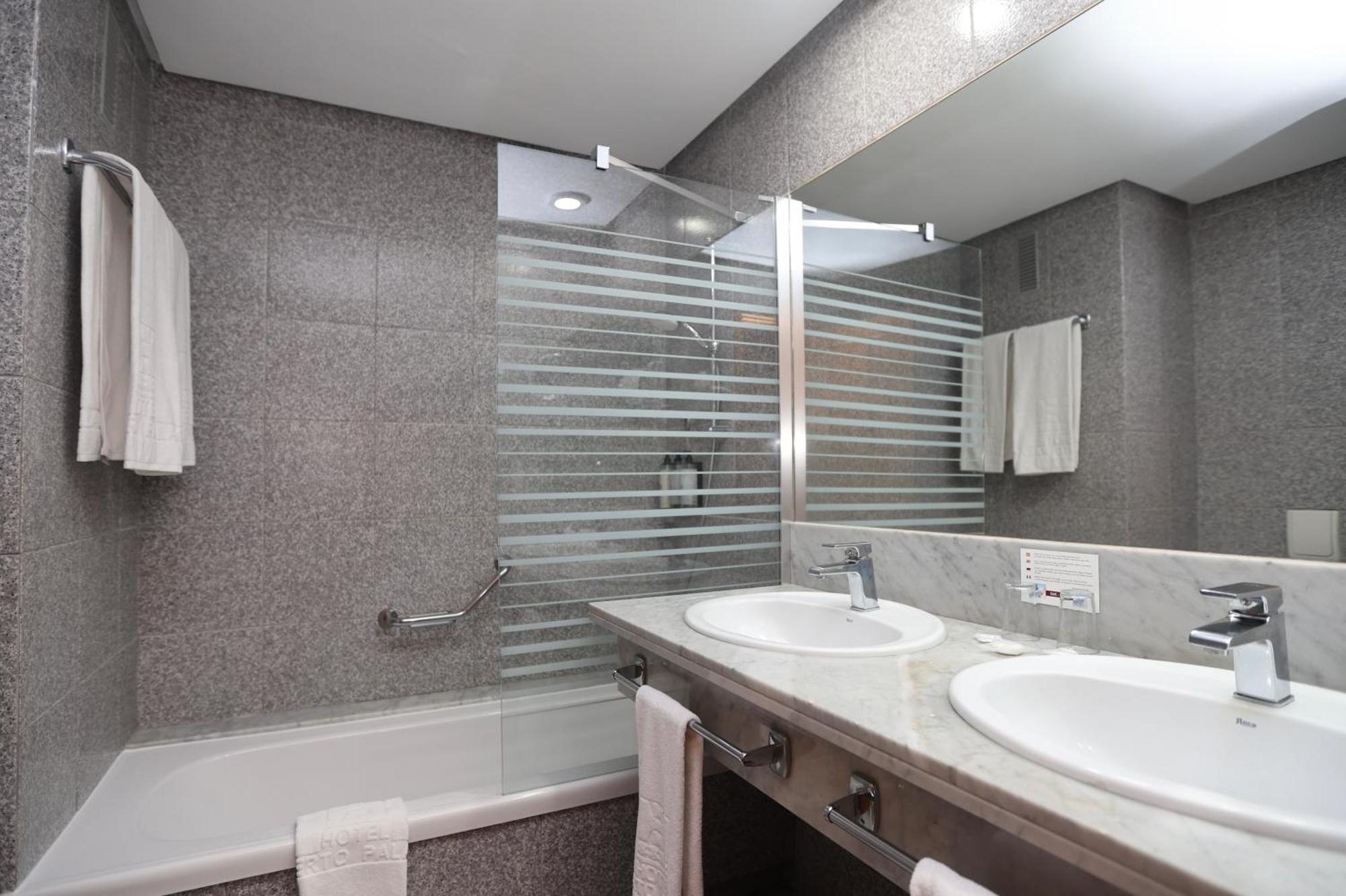 Puerto Palace Hotel 4*
